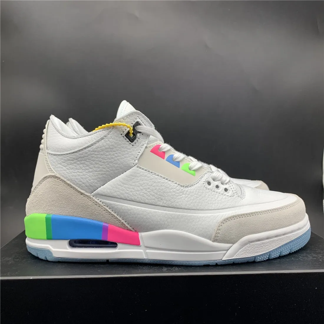 Baskets Air Jordan 3  'QUAI 54' WHITE  Femme