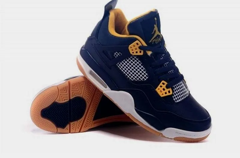 Baskets Air Jordan 4  Dunk From Above 