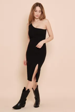 Robe asymétrique mi-longue avec fente