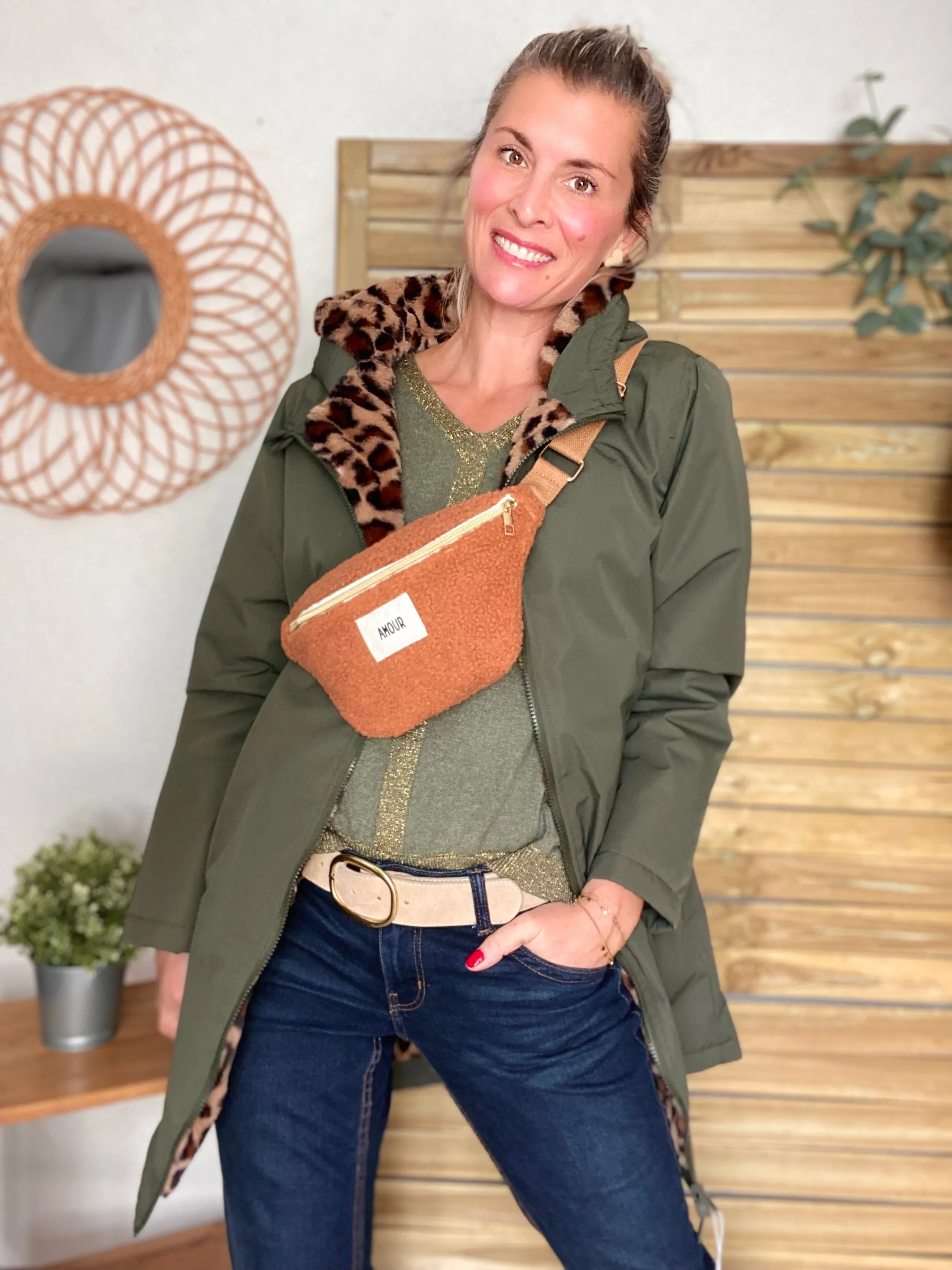 Sac banane COLETTE écusson Amour ou Bichette - bouclette moumoute