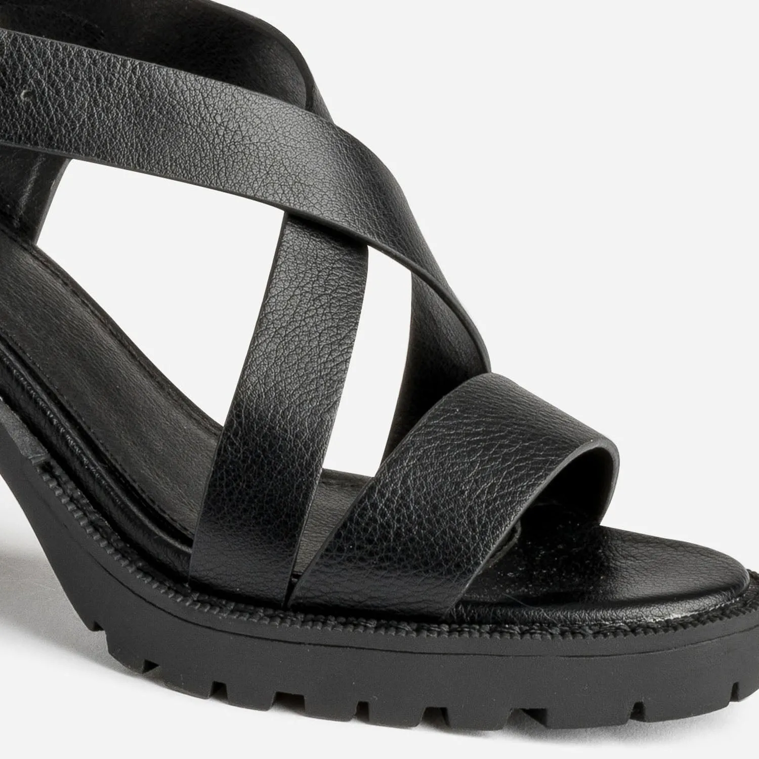 Sandale TEXTO noire en cuir semelle crantée - Eram Femme | ERAM